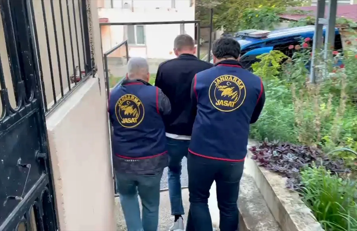 Nevşehir merkezli motosiklet dolandırıcılığı operasyonunda 12 kişi yakalandı