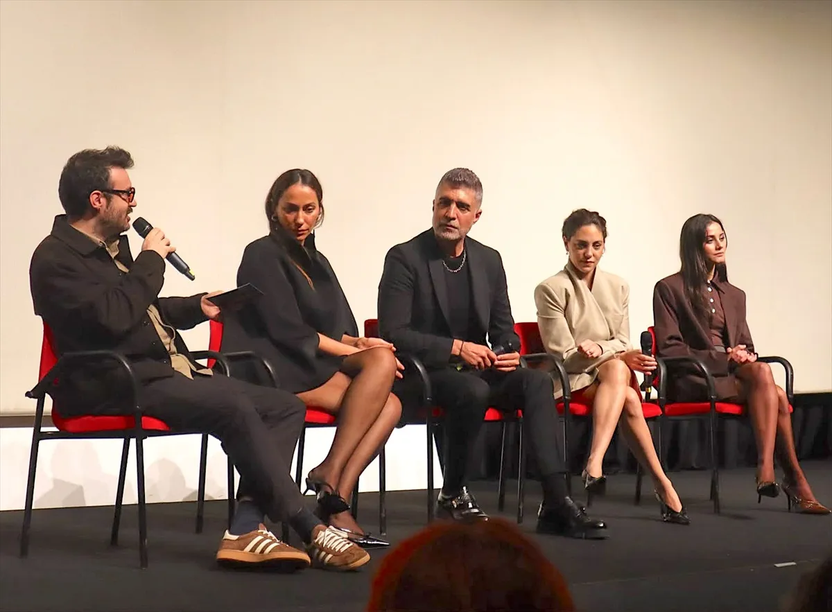 Özcan Deniz'in Son Yemek filmi Antalya Altın Portakal'da izleyiciyle buluştu