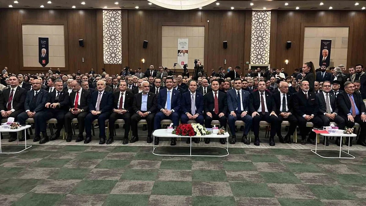 Prof. Dr. Necmettin Erbakan doğumunun 100. yılında Konya'da düzenlenen etkinlikle anıldı