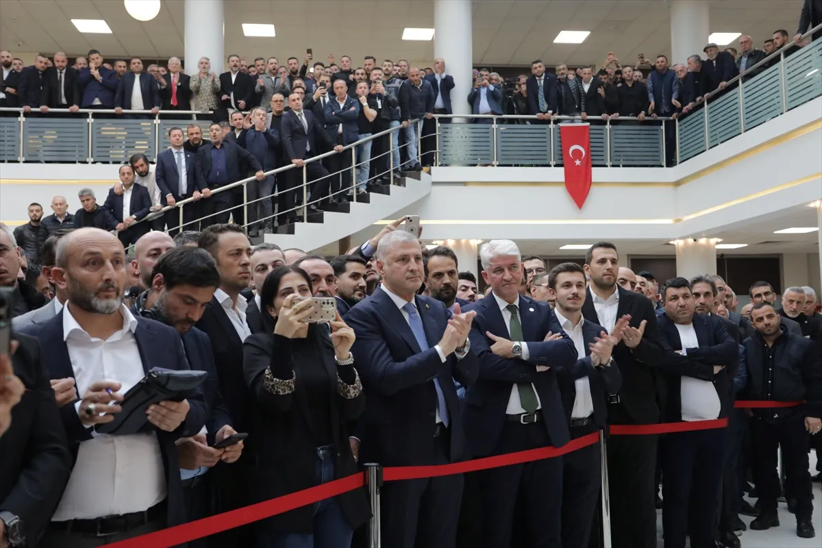 Sakarya Ticaret ve Sanayi Odası başkanlığına Akgün Altuğ yeniden seçildi