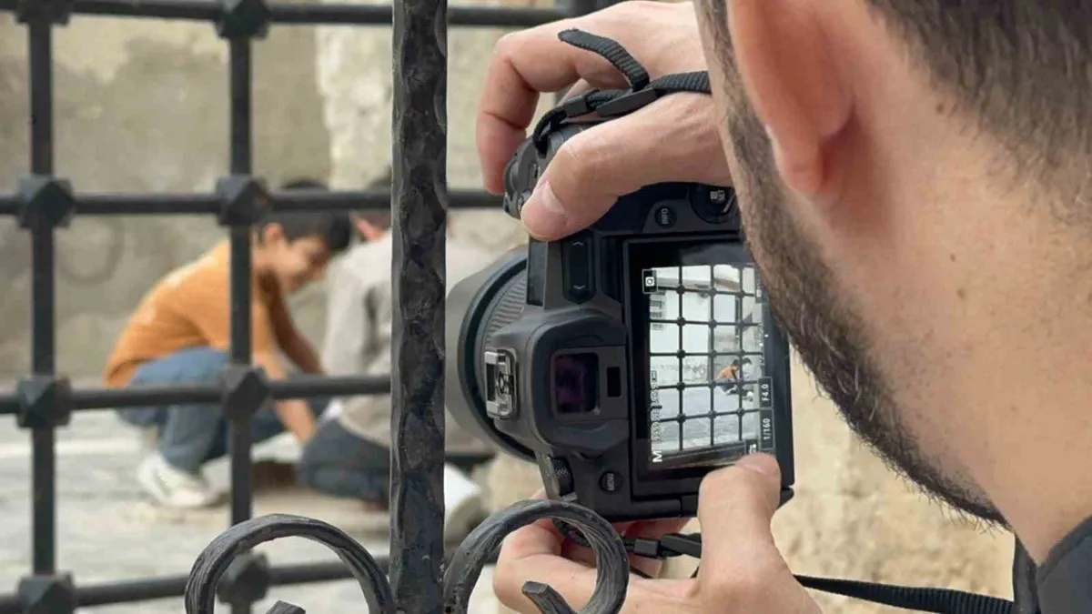 Şanlıurfa'da fotoğraf kursu öğrencileri tarihi Fırfırlı Camisi'ni görüntüledi