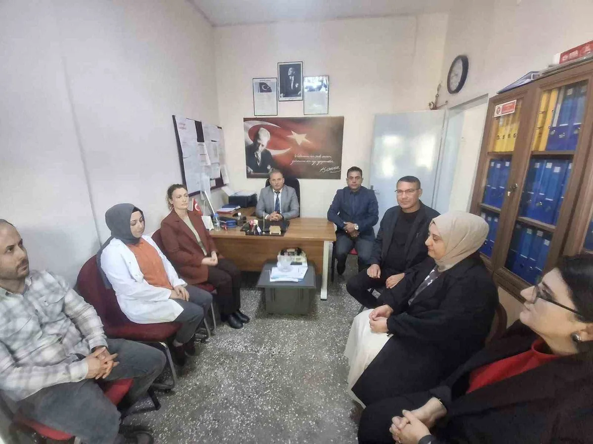 Sarıgöl İlçe Milli Eğitim Müdürü Demirtaş Çanakçı'daki okulları ziyaret etti