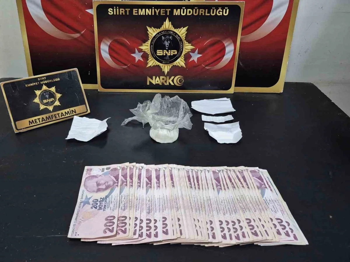 Siirt'te narkotik operasyonu: 3 şüpheli tutuklanarak cezaevine gönderildi