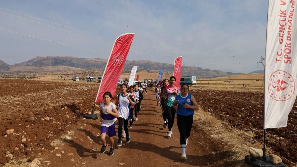 Silopi'de düzenlenen kros seçmelerinde dereceye giren sporcular belli oldu