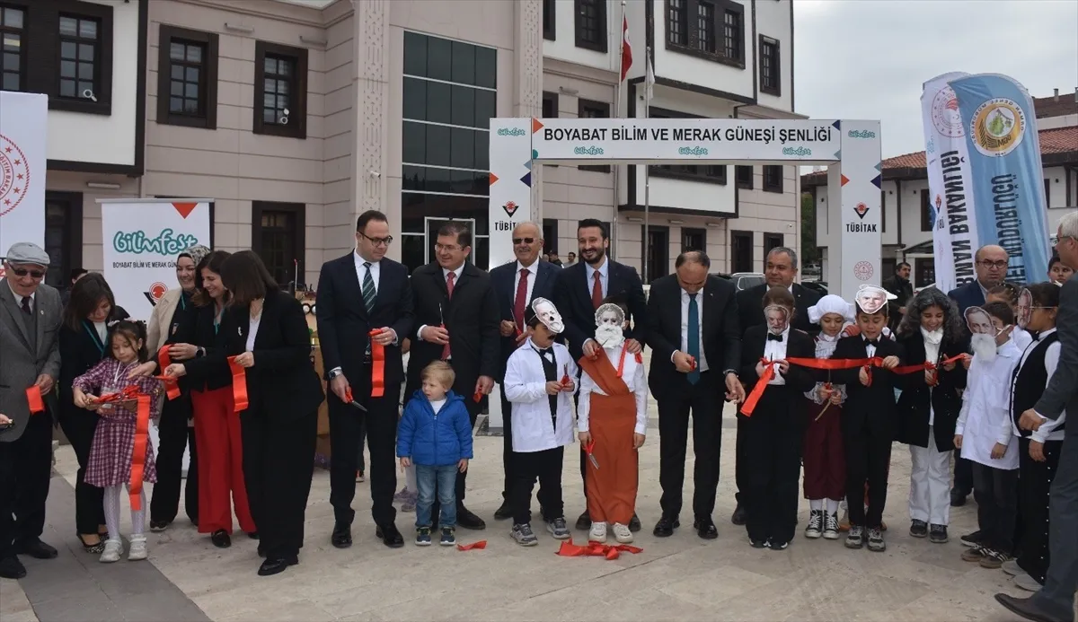 Sinop Boyabat'ta TÜBİTAK 4007 bilim şenliği ile deneyler yapıldı