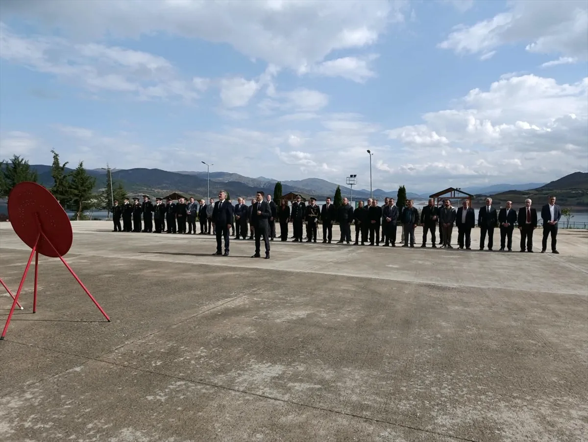 Tokat'ın dört ilçesinde 29 Ekim Cumhuriyet Bayramı için çelenk sunma töreni