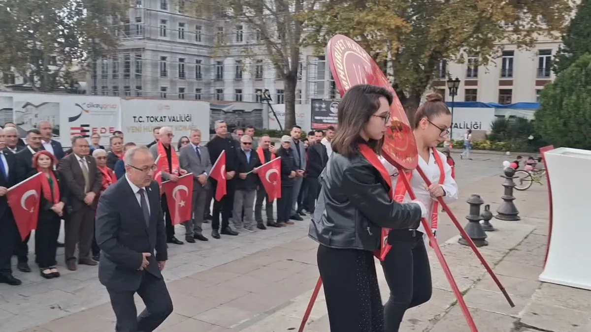 Tokat'ta Cumhuriyet'in 103. yılı Atatürk Anıtı'nda törenle kutlandı