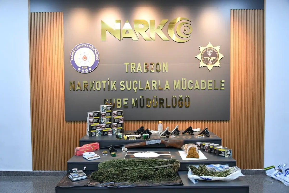 Trabzon merkezli 7 ilçede 44 adrese düzenlenen uyuşturucu operasyonunda 45 gözaltı
